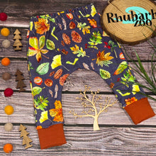 Load image into Gallery viewer, Autumn Leaves-Blue Slim Harem Leggings