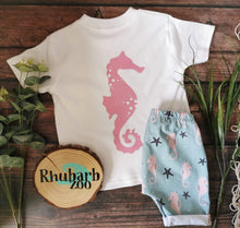 Load image into Gallery viewer, Starfish Seahorses Tee